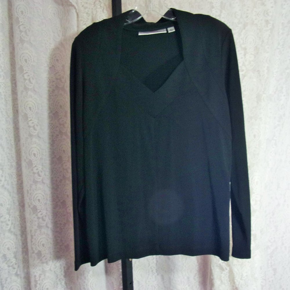 Simonton Says Black Knit V Neck Top
